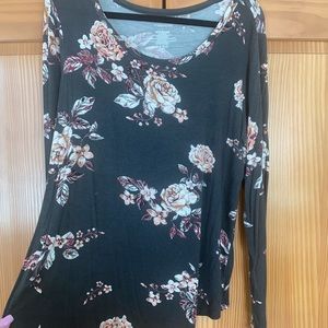Flower print long sleeve